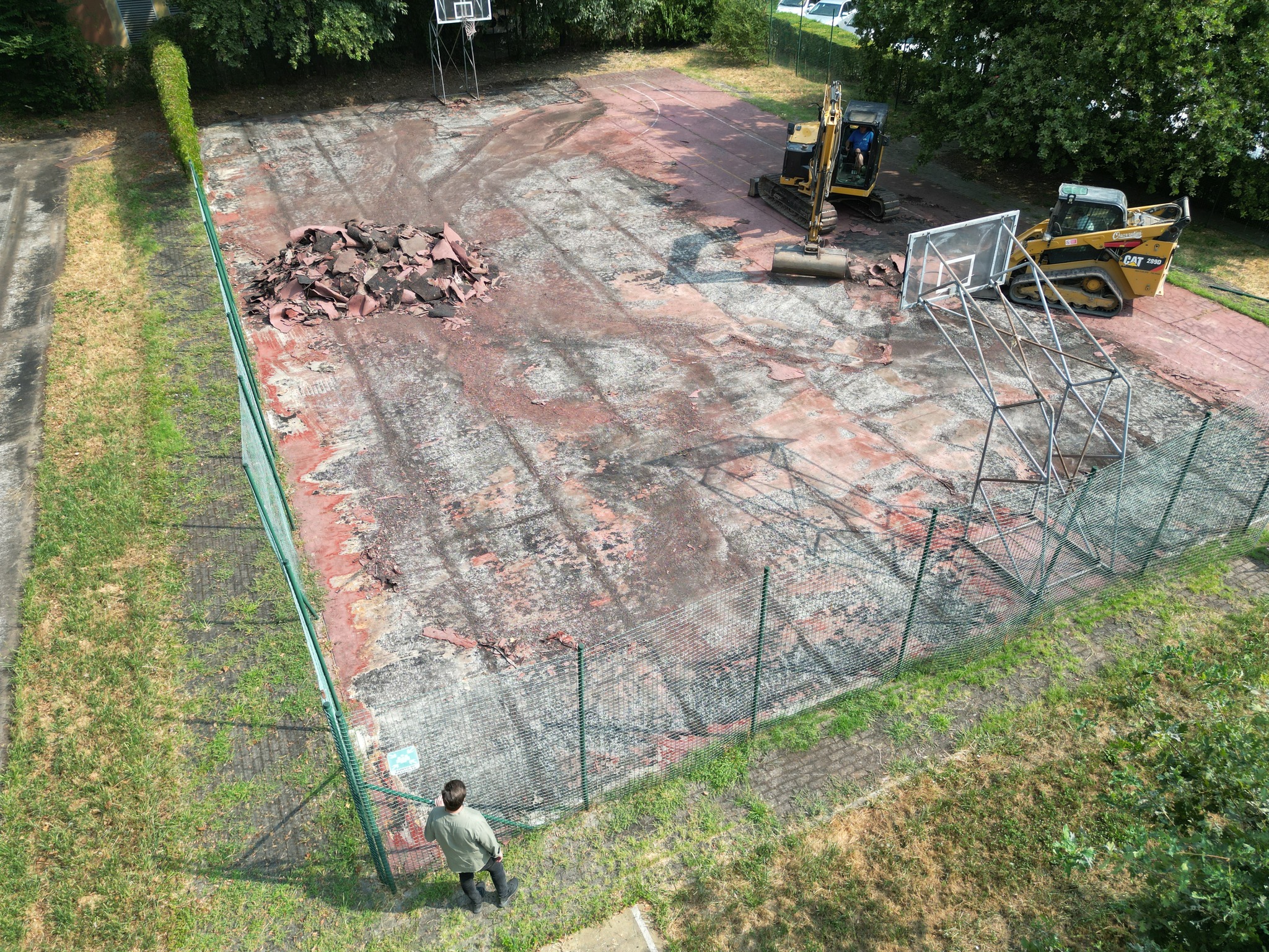 San Felice, lavori campo da basket e area di  atletica
